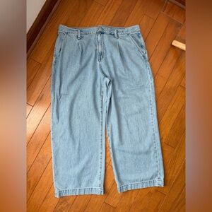 Madewell Harlow Wide Leg Jeans WomenoSize 33 Light Wash Pleated Denim Pants